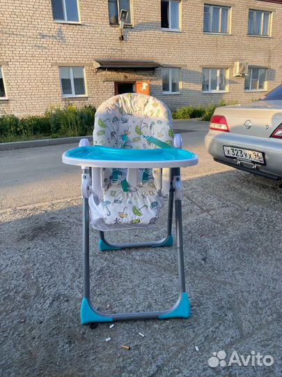 Детский стульчик для кормления