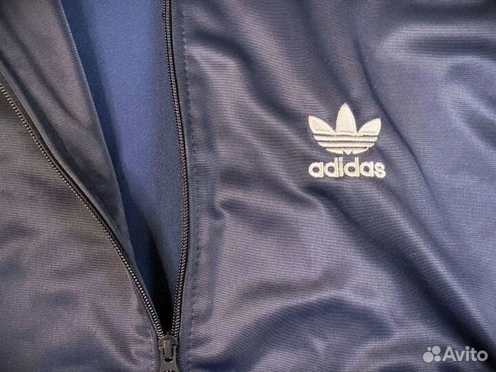 Костюм — строгий adidas (Австрия)