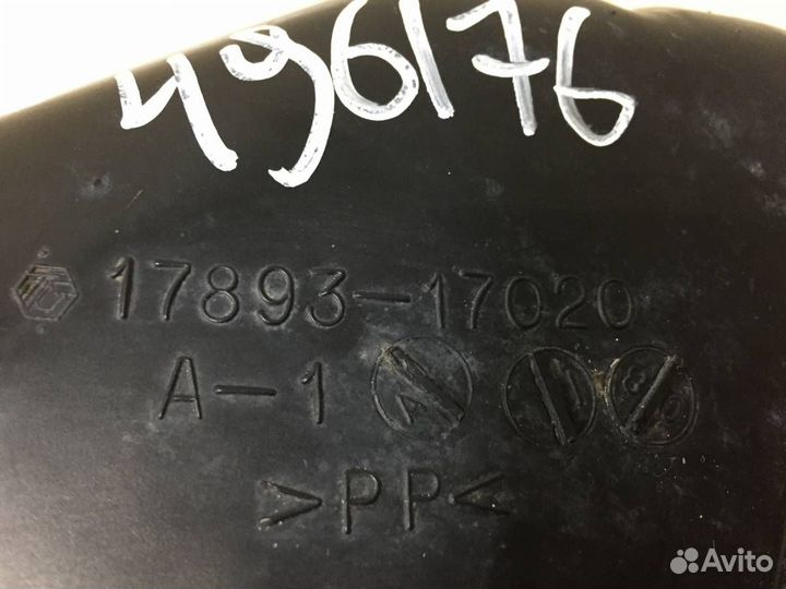 Резонатор воздушного фильтра Toyota Land Cruiser J