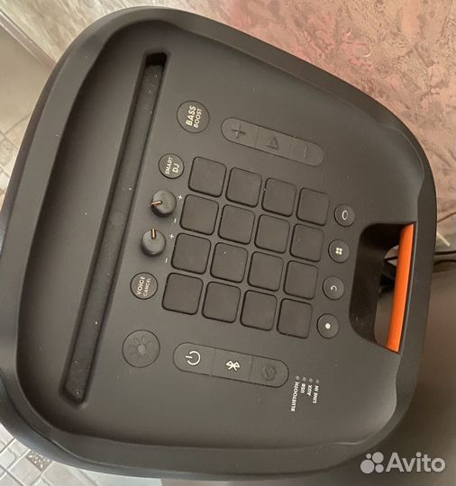 Профессиональная колонка JBL