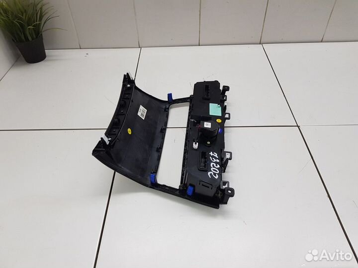 Блок управления климатом (Genesis G80 I)