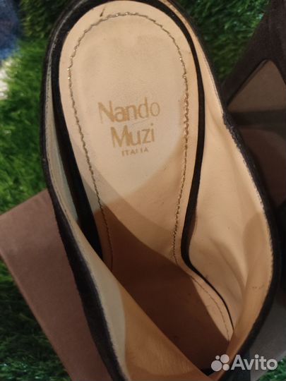 Сабо Nando Muzi
