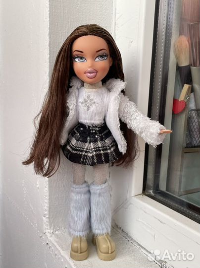 Кукла Bratz Dana Wintertime Wonderland Дана