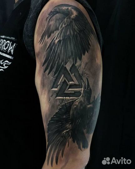 Татуировка в татустудии