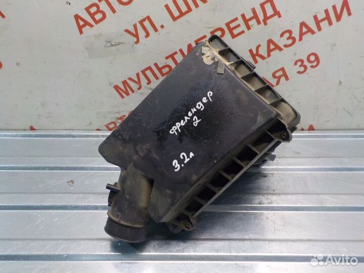 Корпус воздушного фильтра Ленд Ровер Фрилендер 2