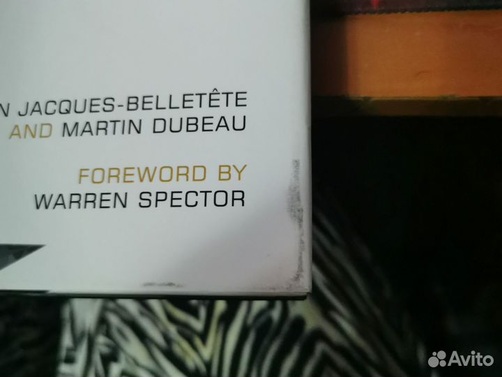 Артбук The art of Deus Ex universe