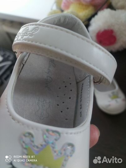 Туфли для девочки 20 размер + носочки