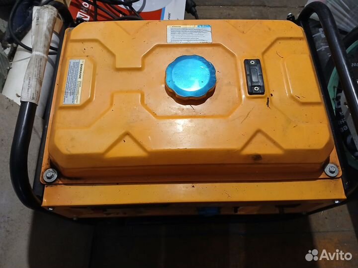Генератор бензиновый бу