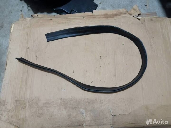 Уплотнитель капота Mercedes-Benz GLC-Класс X253/C