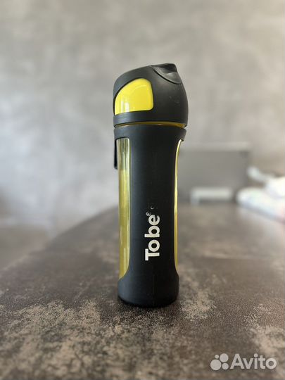 Спортивная бутылка