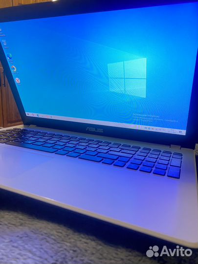 Ноутбук asus x551c