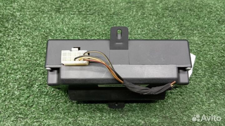 Часы Ssangyong Stavic