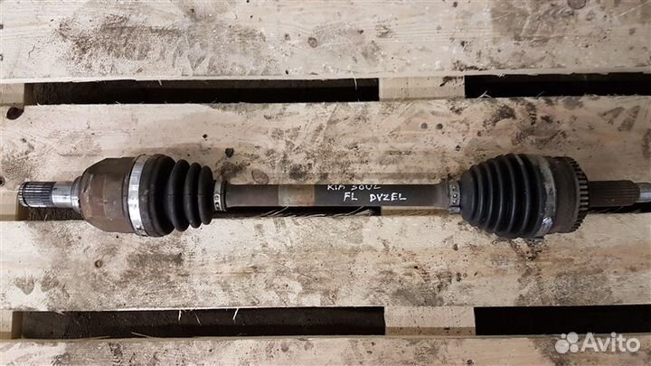 Полуось передняя левая Kia Soul 2010