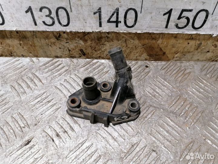 Фланец системы охлаждения Renault Megane 2009 2016