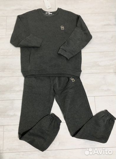 Спортивный костюм утепленный новый
