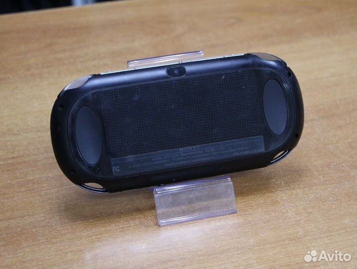 Sony PS Vita 1000 Wi-Fi + карта памяти 4 Gb + sd2v