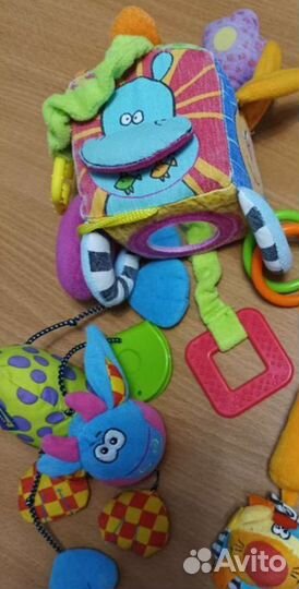 Игрушки развивающие 8шт