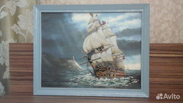 Картина вышитая бисером