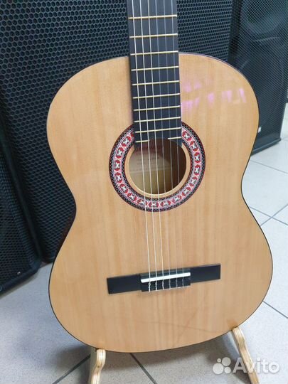 Классическая гитара Homage LC3910