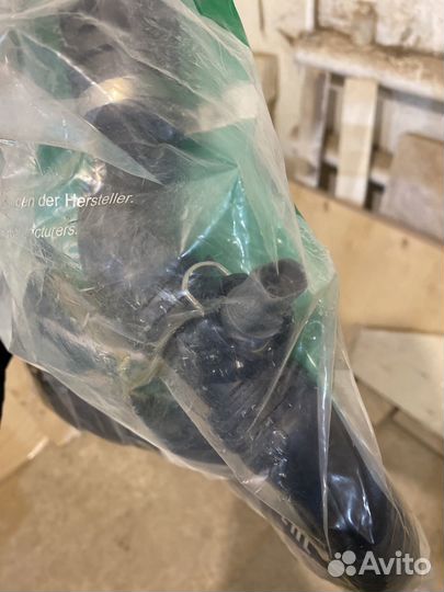 Tiguan Патрубок охлаждения с датчиком