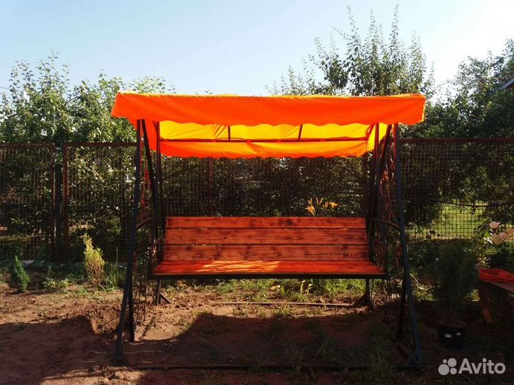 Садовые качели новые