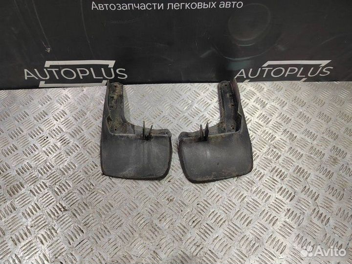 Брызговики передние Volkswagen Polo 5 1.6