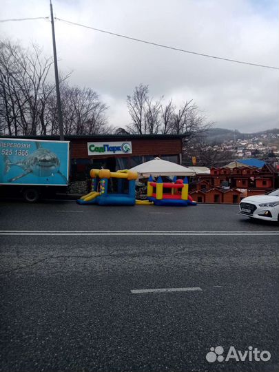 1+1 в подарок. Надувные детские батут с горкой