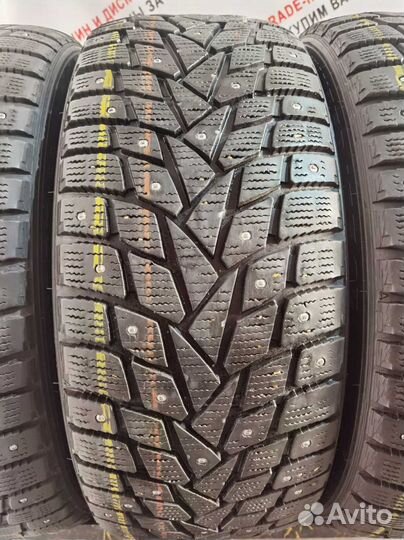 Dunlop SP Winter Ice 02 235/45 R17 97T