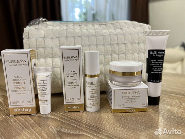 Набор в косметичке sisley,оригинал