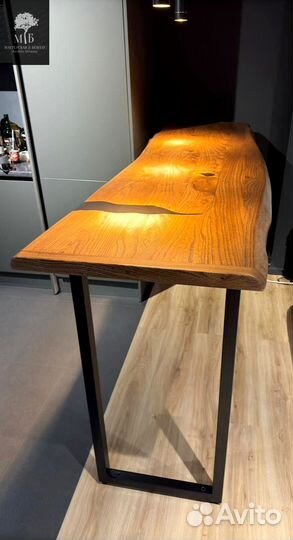 Стол из массива дуба