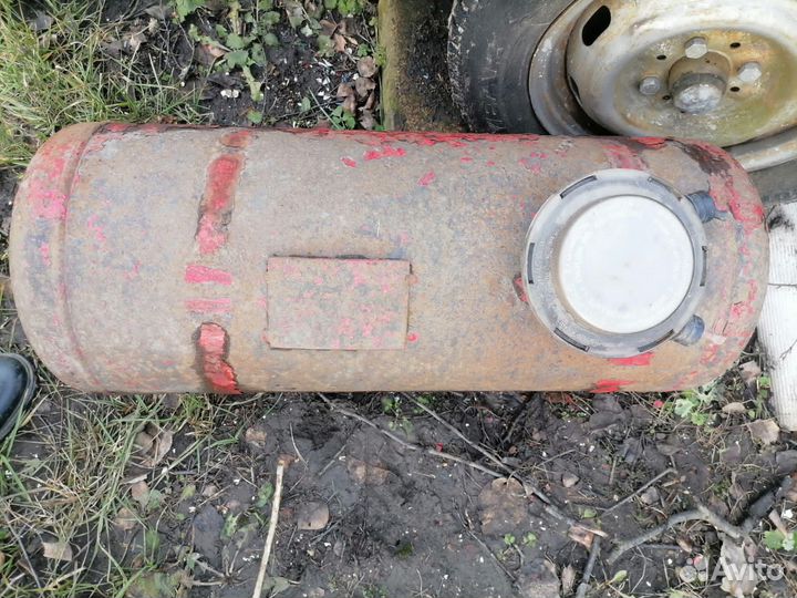 Продам газовый баллон на авто с редуктором