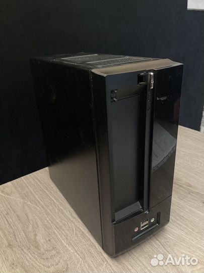 Компактный компьютер Mini itx i5