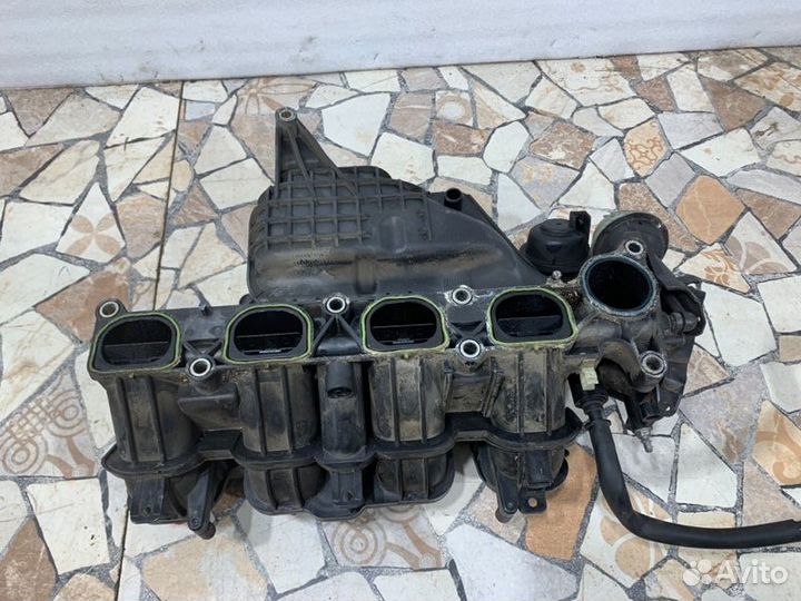 Коллектор впускной Mazda 6 седан 2.0 LF 2009