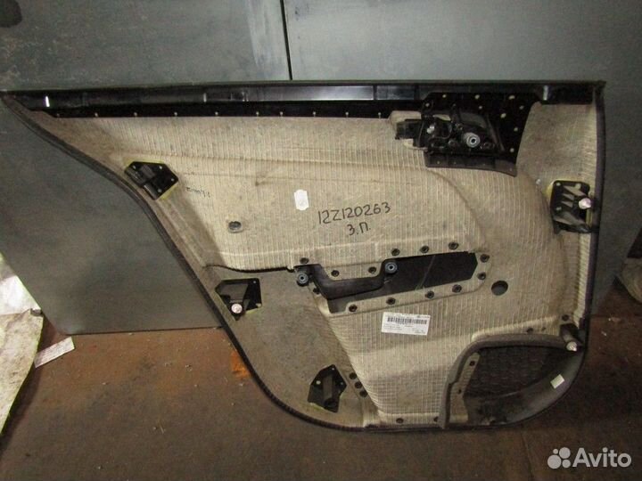 Обшивка двери задней правой Astra H / Family 2004