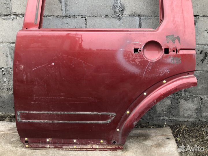 Дверь задняя левая Land Rover Discovery 3,4