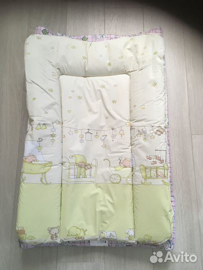 Столик и матрас для пеленания