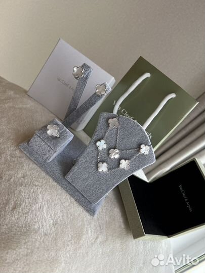 Комплект Van Cleef