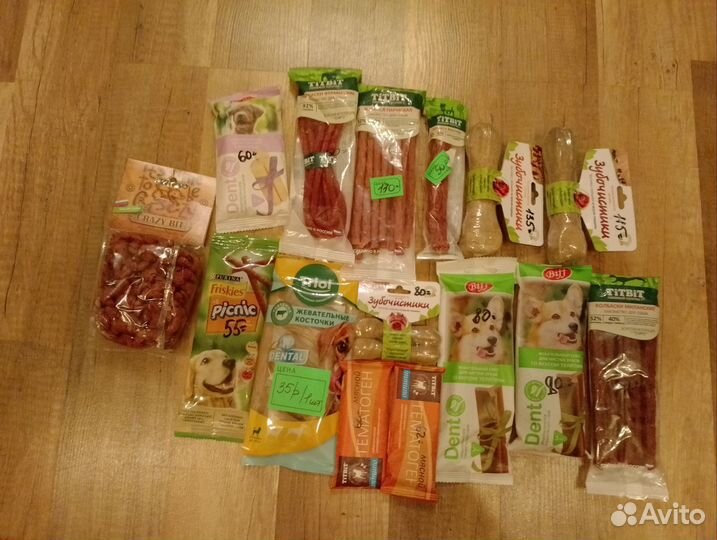 Лакомства для собак и кошек