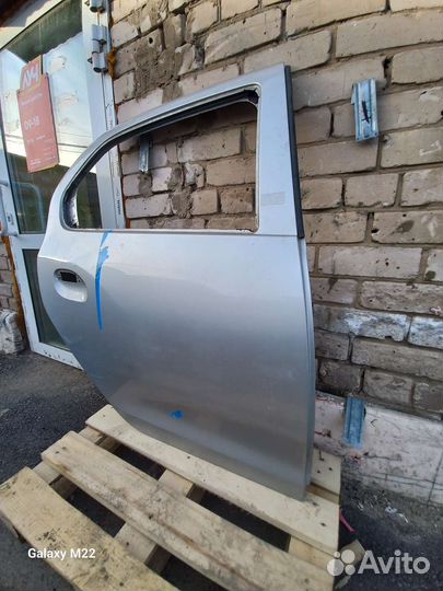 Дверь правая задняя Логан2