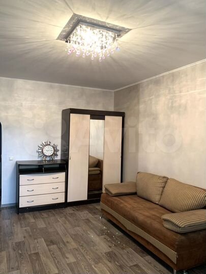 2-к. квартира, 52 м², 1/5 эт.