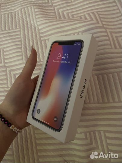 iPhone X, 256 ГБ