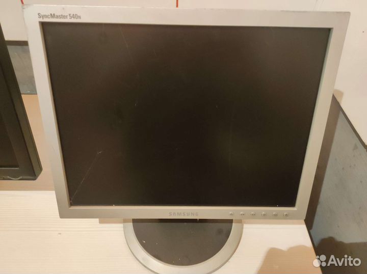 Монитор Samsung