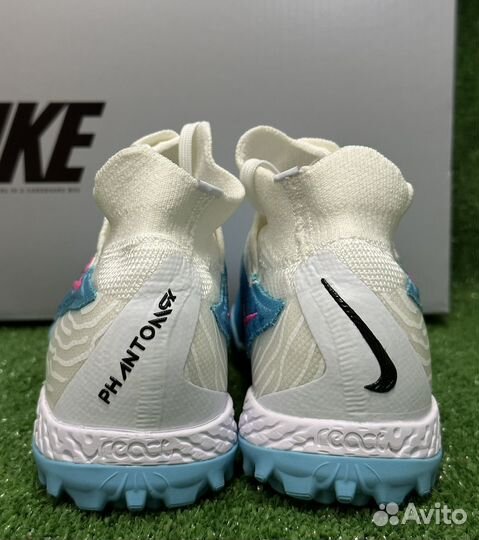 Сороконожки Nike Phantom GX
