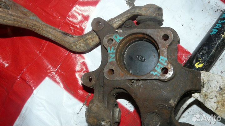 Кулак поворотный перед Hyundai Sonata NF 5