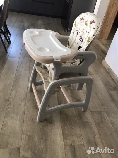 Стул для кормления