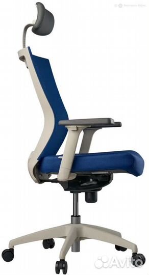 Кресло для руководителя Schairs Airex aire-101W