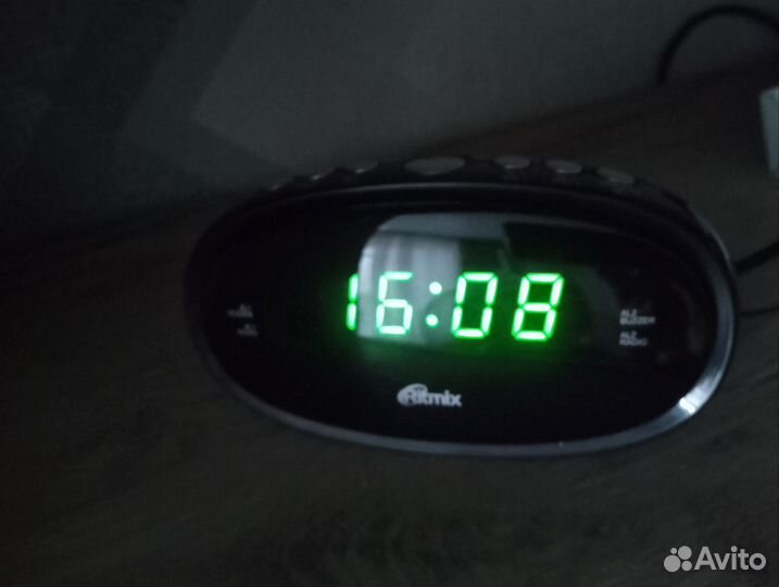 Радиоприемник часы с будильником