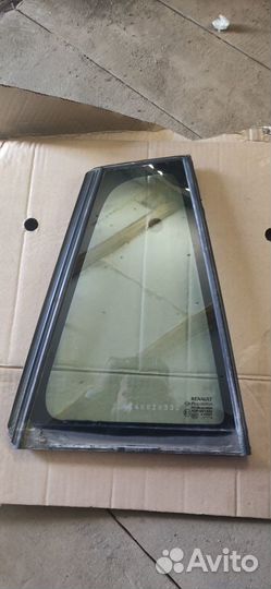 Renault Laguna 3, форточка задней двери