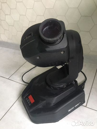 Вращающаяся голова robe spot 160