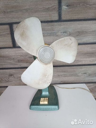 Ретро вентилятор СССР рабочий